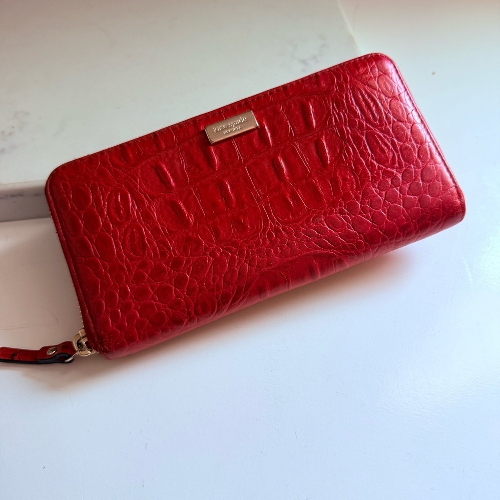 Kate Spade Rialto Place Neda Red Engine Croc Embossed Leather Zip Around Wallet